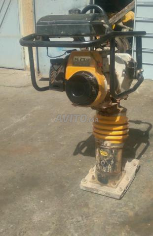 Compactor dame sauteuse