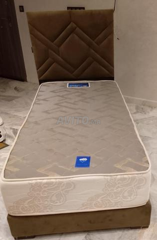 سرير مع مرتبة جديدة - 2