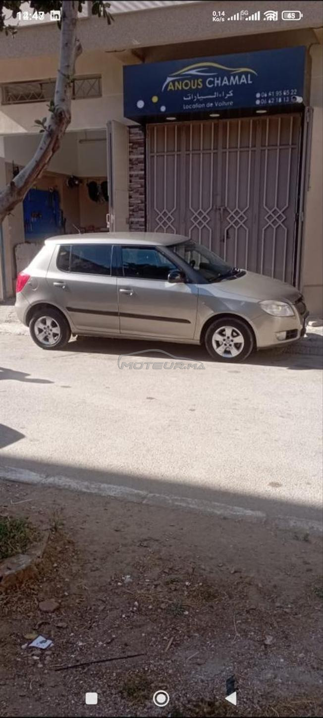 skoda fabia en bon état 