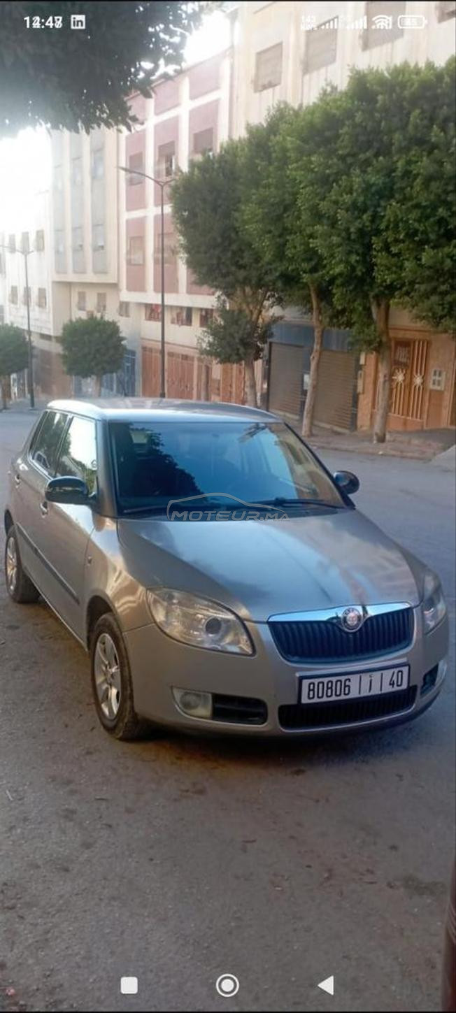 skoda fabia en bon état 