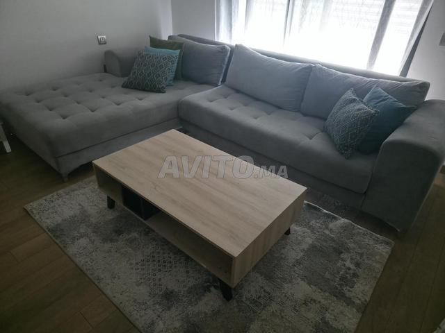 Canapé d'angle / Table basse / Tapis - 2