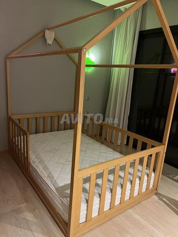 Lit cabane 120 x 190 bois massif avec matelas - 2