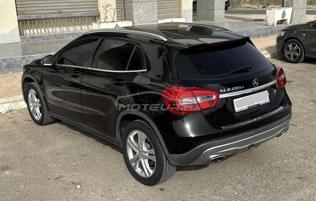 2017 Mercedes gla 200d 1 ère main