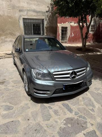 Mercedes C220 - 2