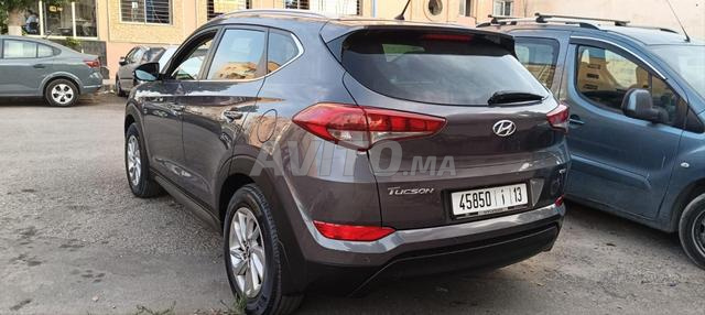 Hyundai Tucson - 2