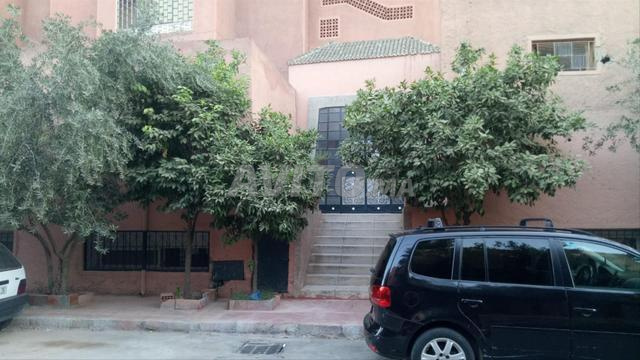 عمارة R 4 تجارية واجهتين شارع مولاي عبد الله