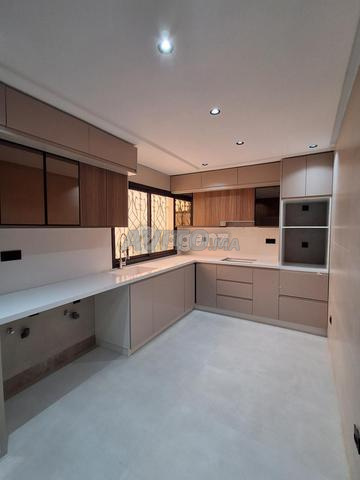 CMN-MA-2789 - Appartement à vendre à Racine - 2