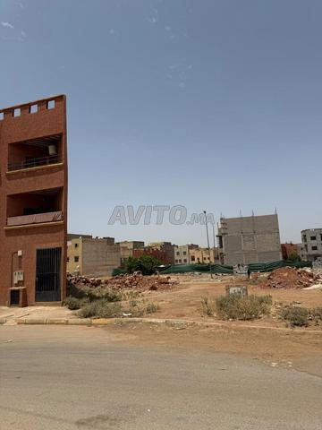 بقعة تجارية للبيع - 2