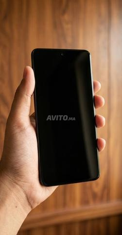 هاتف Samsung Galaxy A51 بحالة جيدة - 2