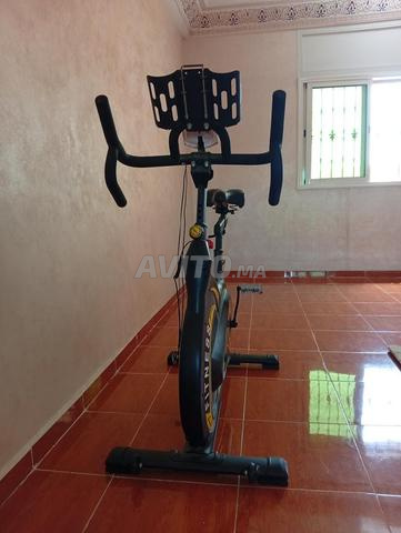 Vélo d'appartement - 2