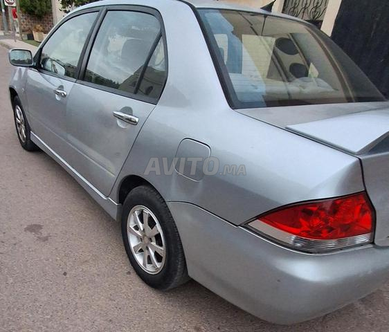 Mitsubishi Lancer Essence Manuelle 2007 - 2