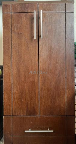 Vente armoire de taille moyenne avec miroir - 2