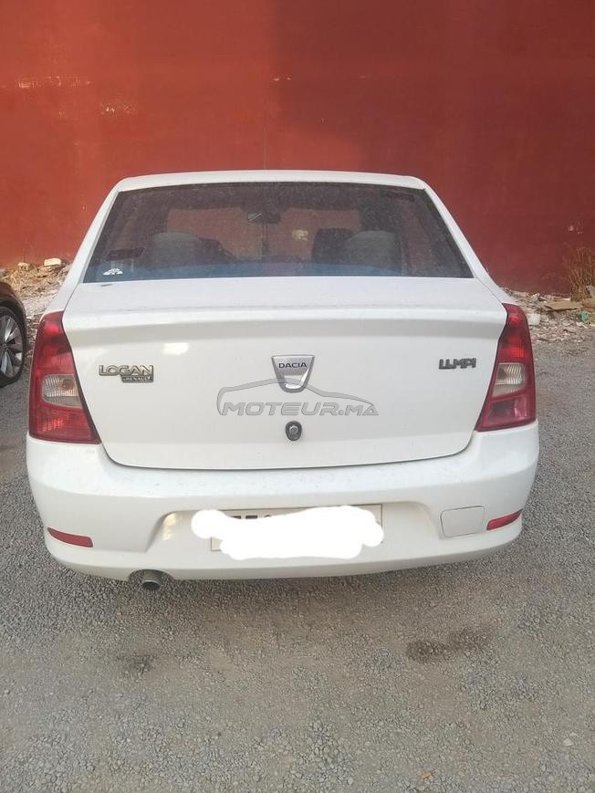 Dacia Logan Essence mod 2009 à Nador