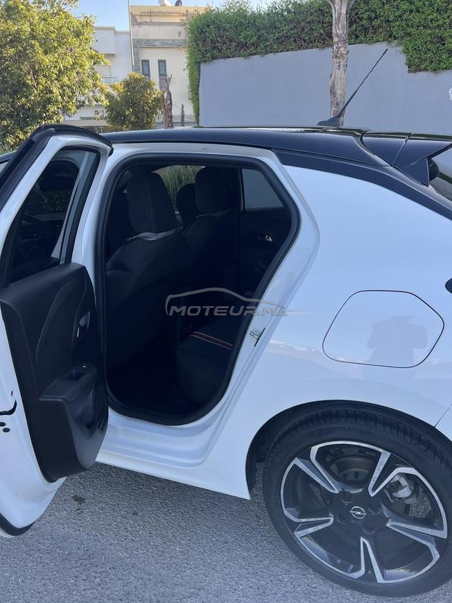 Opel corsa 1 main 