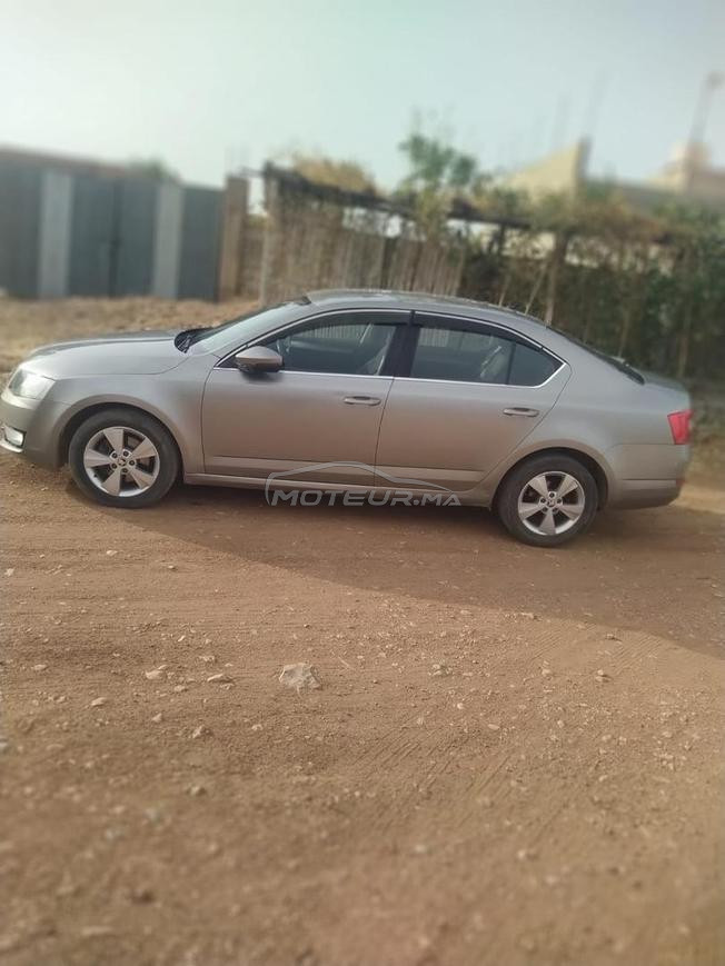 Voiture à vendre à Beni Mellal 