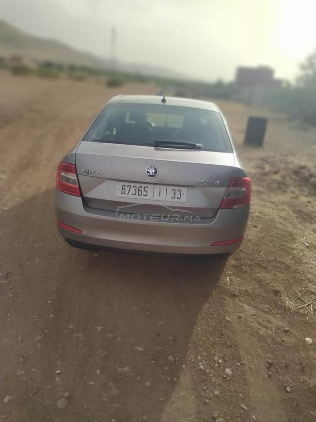 Voiture à vendre à Beni Mellal 