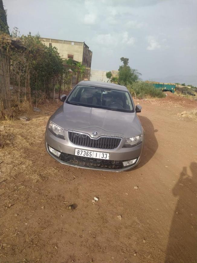 Voiture à vendre à Beni Mellal 