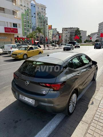 Opel Astra - 2
