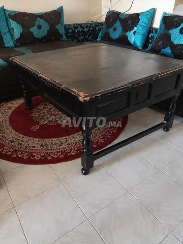 Grande table basse en bois noir - 2