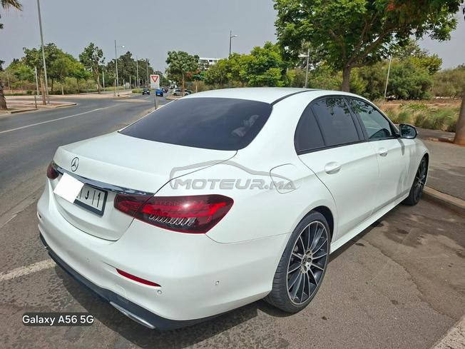 Mercedes-Benz E 220d AMG Line