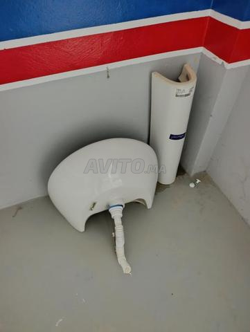 Lavabo Colonne et Robinet - 2
