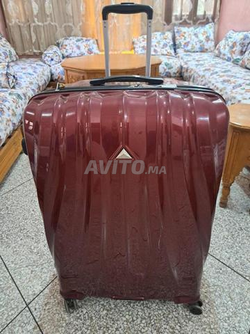 Grande valise pesant 33 kg - 2