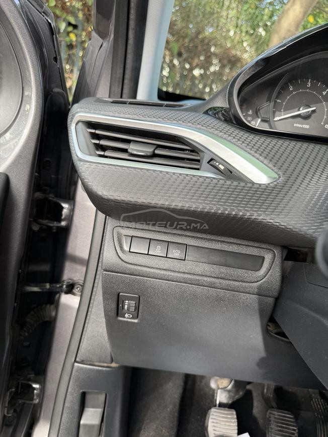 peugeot 2008 comme neuf