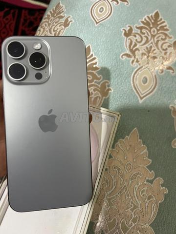 iPhone 15 Pro Max 512Go - 2