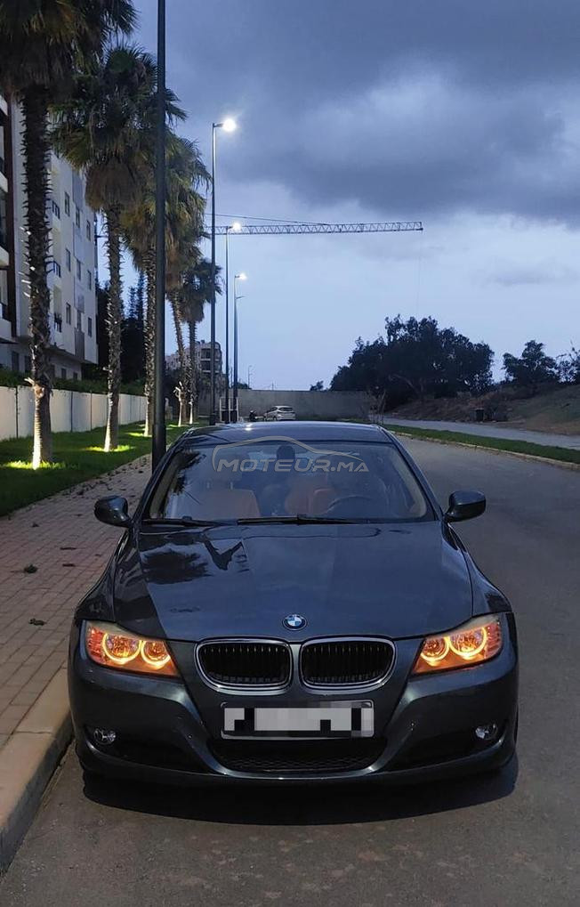 BMW 320i (Essence)