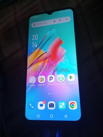 Télé Infinix propre, tout fonctionne, pas de coup - 2