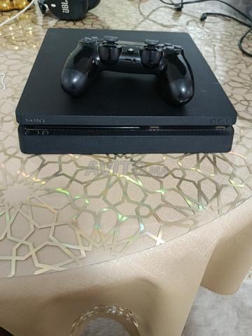 PS4 slim 1T flashée avec un CD GTA5 très bon état - 2
