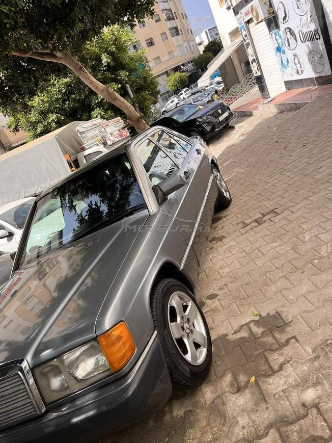 Mercedes Benz 190D 