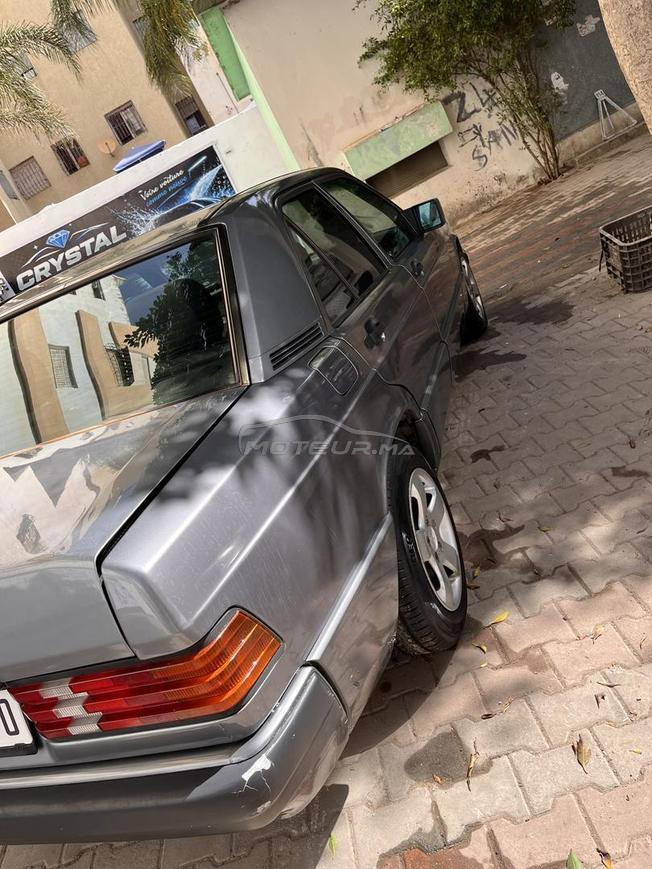 Mercedes Benz 190D 