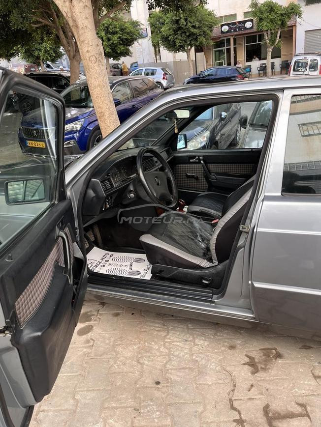 Mercedes Benz 190D 