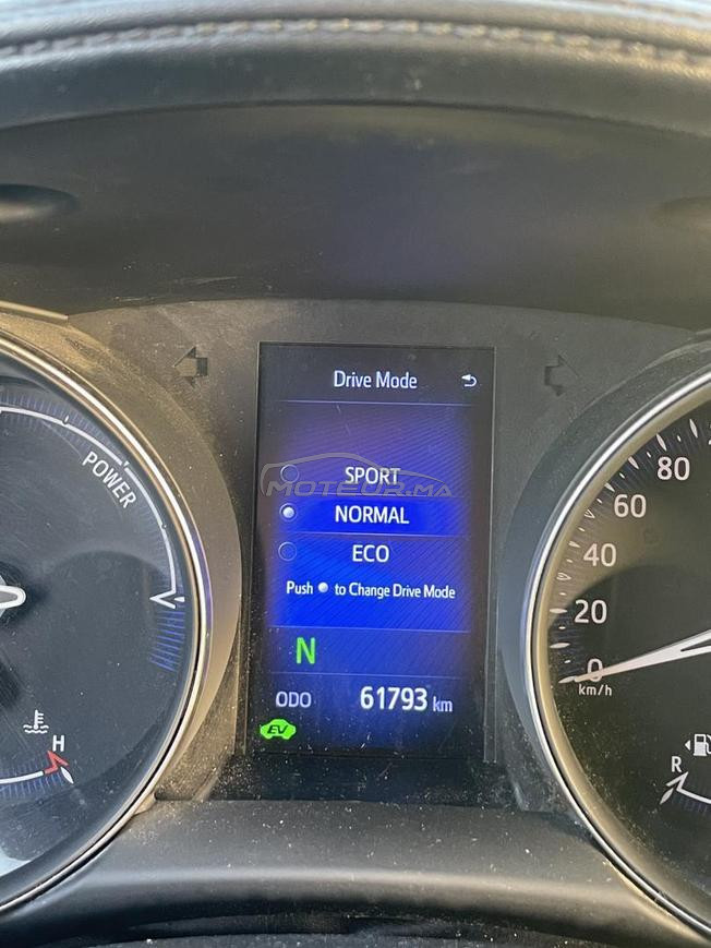 Toyota CHR état neuf premiere main 