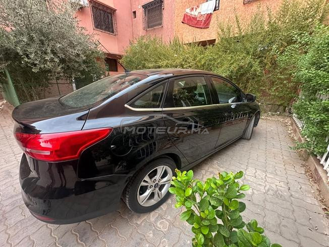 Ford focus très bon état 