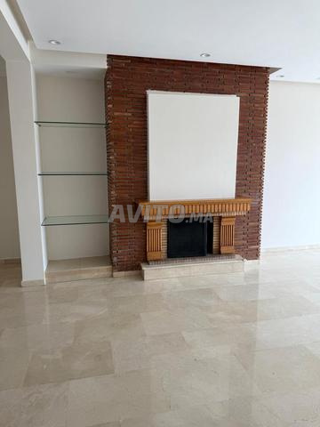 Appartement 3 chambres 220 m2 Racine vide - 2