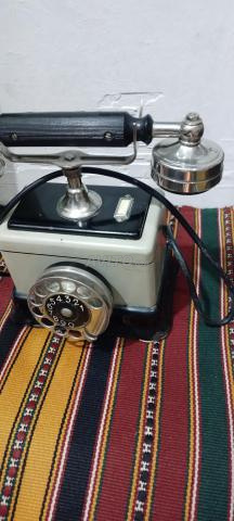 Téléphones anciens - 2