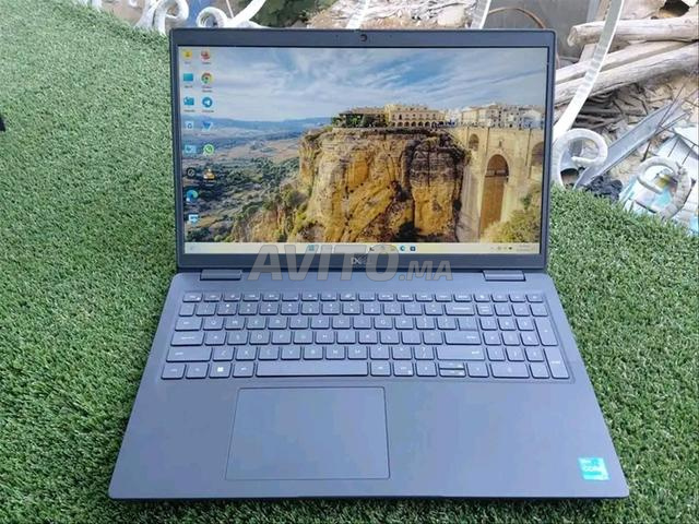 PC DELL I5 11ÈME GÉNÉRATION / 16 RAM / 512 SSD