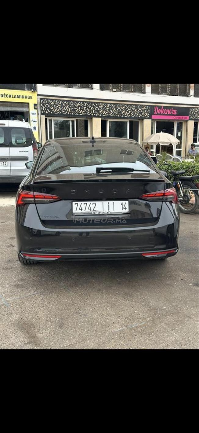 SKODA OCTAVIA BLACK ÉDITION NEUF