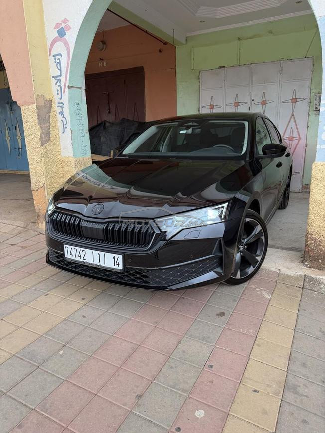SKODA OCTAVIA BLACK ÉDITION NEUF