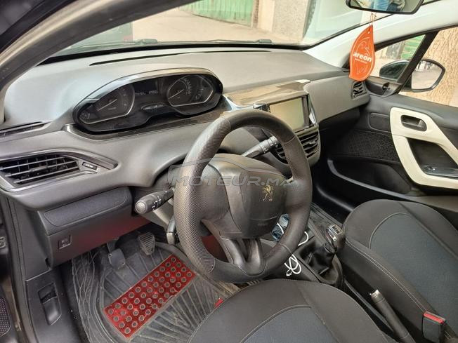 Peugeot 208 Diesel Manuelle 2016 à Tétouan