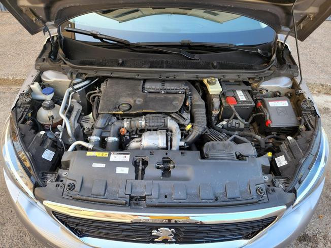peugeot 308 active automatique