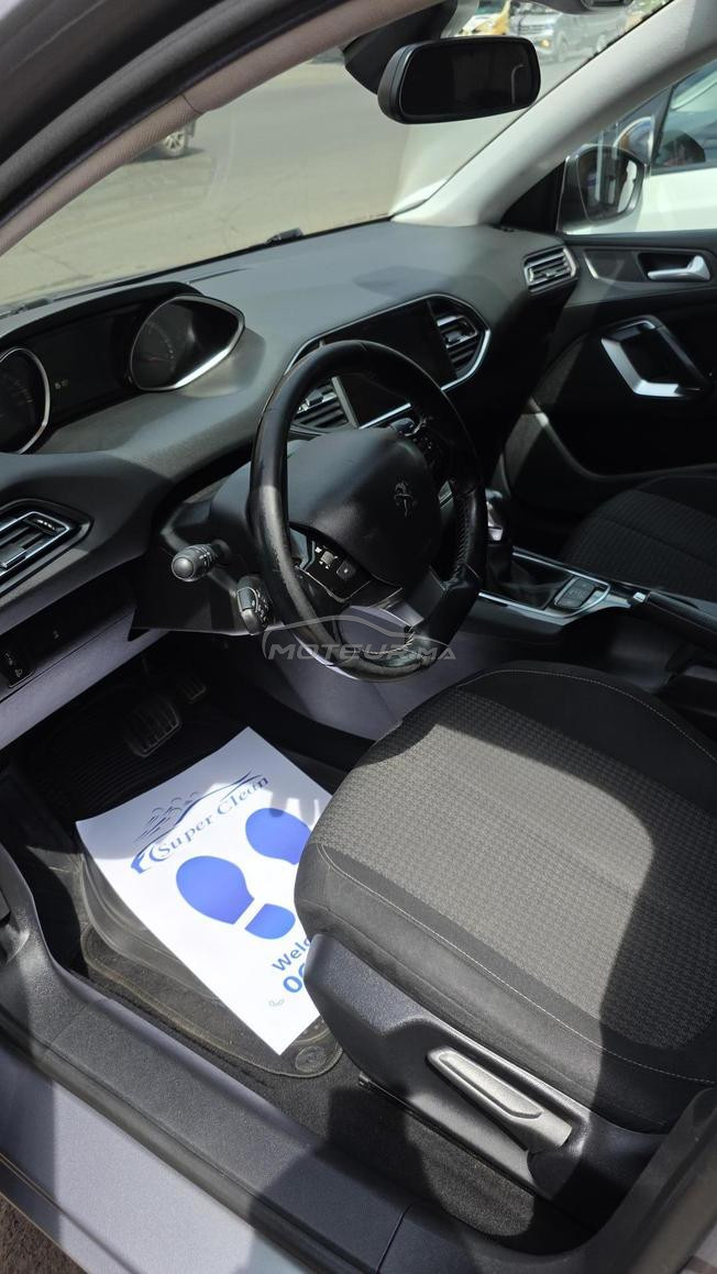 peugeot 308 active automatique