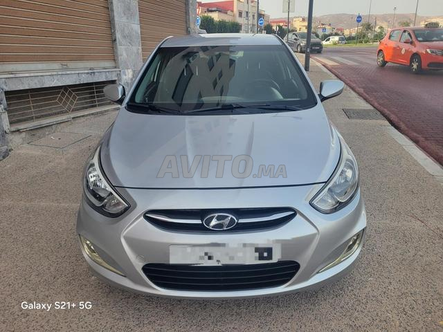 Hyundai accent 2018 automatique 1.6