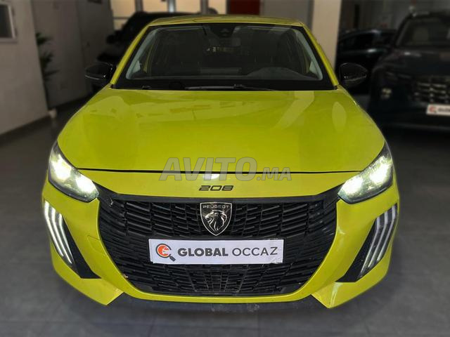 Peugeot 208 Diesel Manuelle 2024 à Oujda