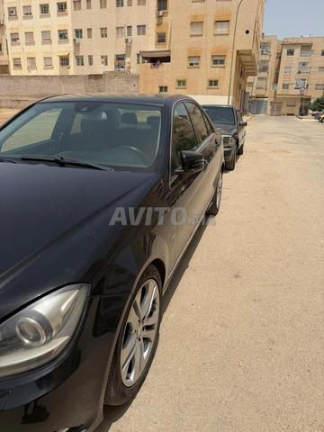 Mercedes-Benz 220 Diesel Automatique 2011 à Salé - 2