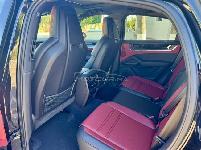 Porsche Cayenne Hybride Automatique 2026 à Amizmiz