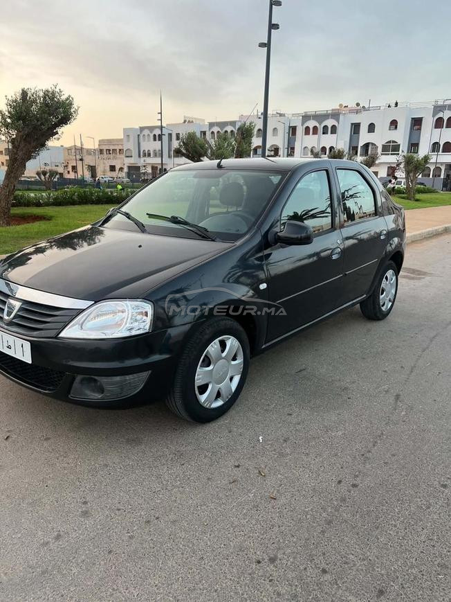 Dacia Logan 2012 essence 