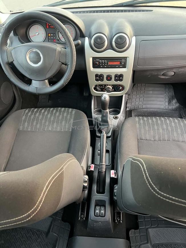 Dacia Logan 2012 essence 